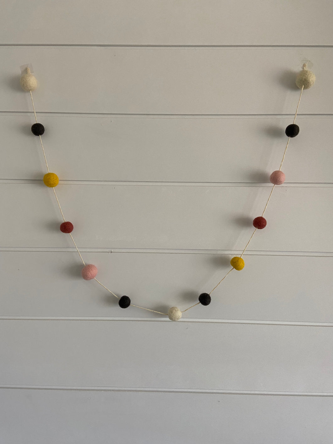 Pom Pom Garland